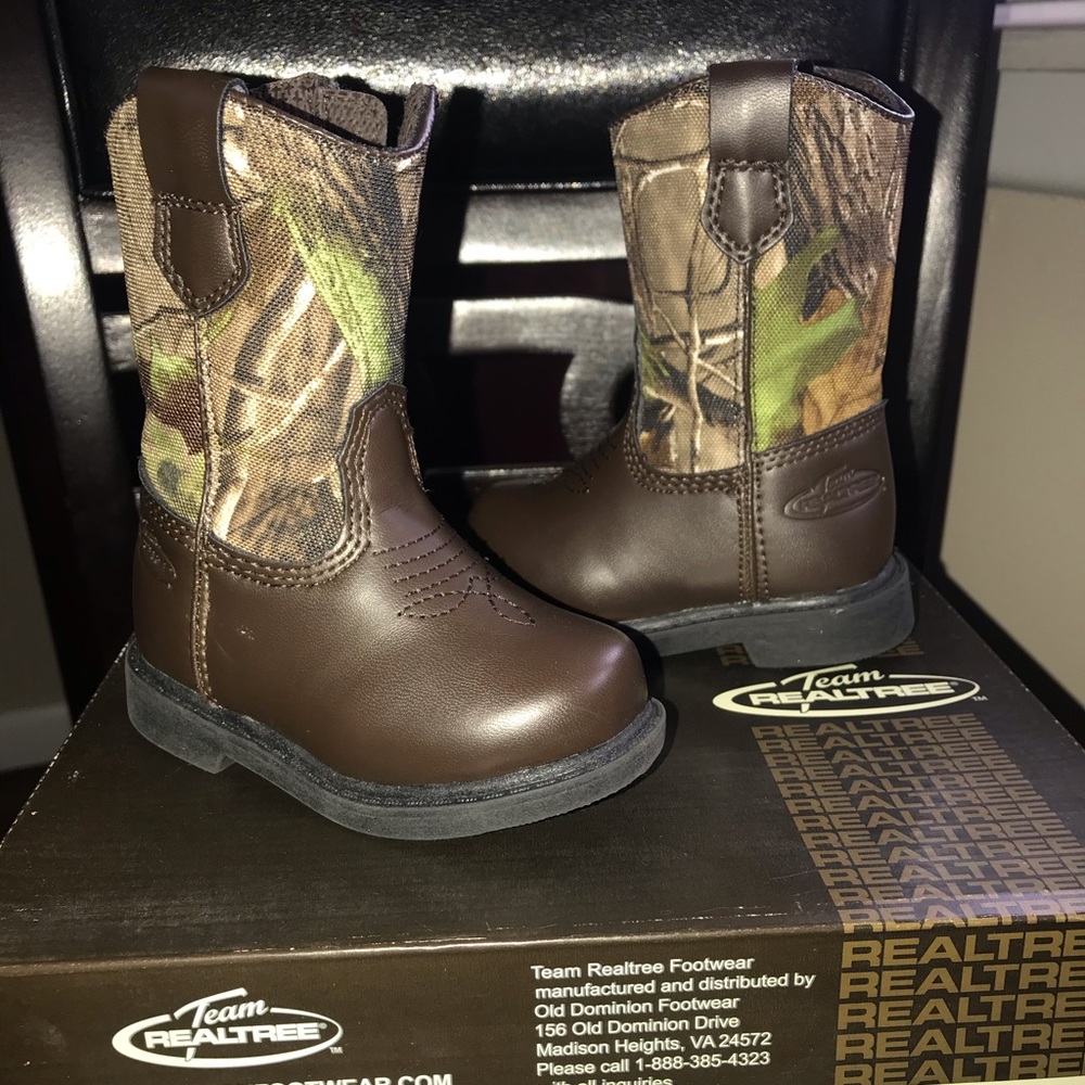 Realtree toddler boots